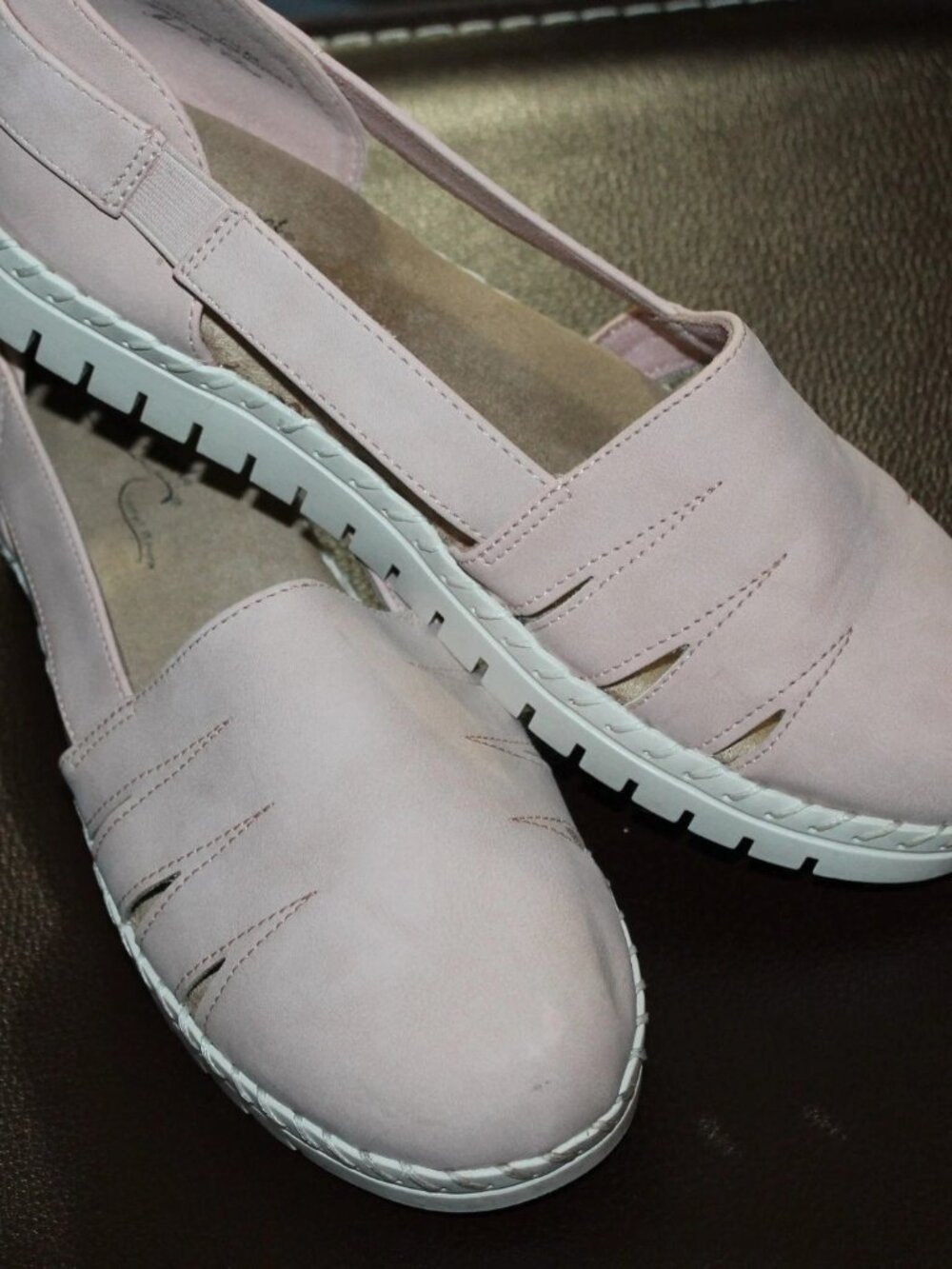 Easy Street Women's Bugsy Slip-on Flats, Blush, Size 7.5